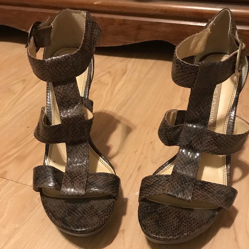 Chinese Laundry Brown Heels